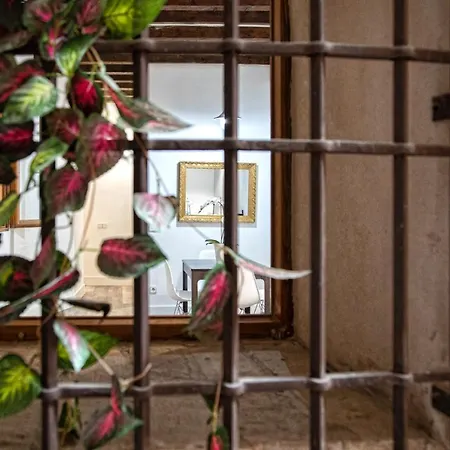 Locum-con Parking Gratis Lägenhet *