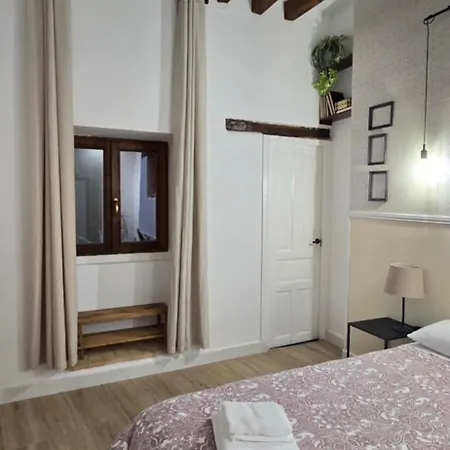 Locum-con Parking Gratis Lägenhet