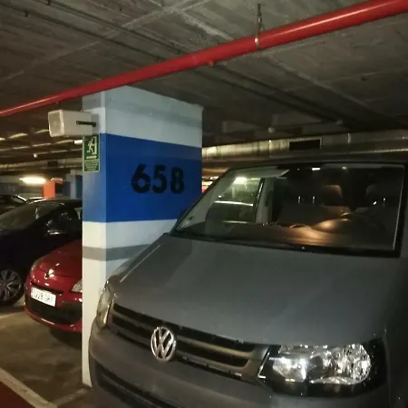 Locum-con Parking Gratis