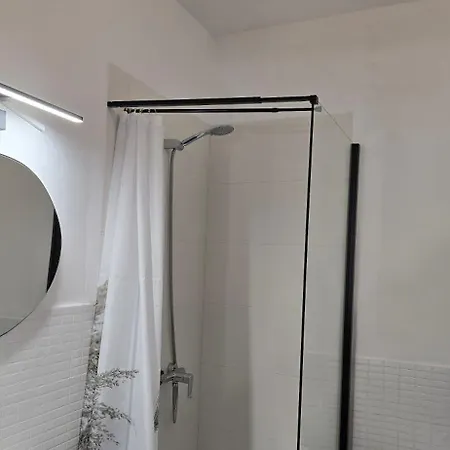 Locum-con Parking Gratis Διαμέρισμα