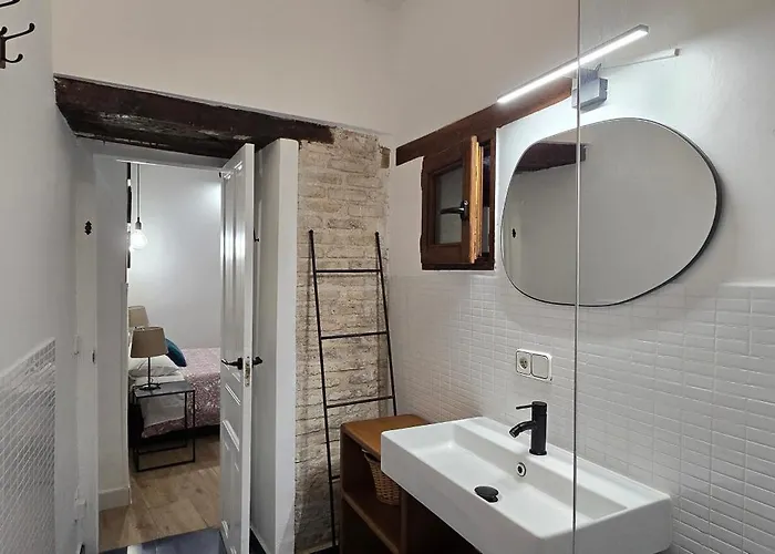 Locum-con Parking Gratis