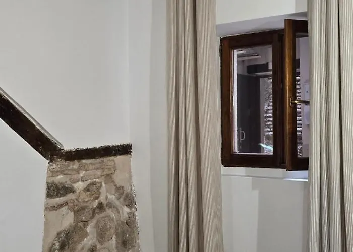 Locum-con Parking Gratis